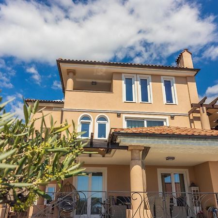 Dolly Lux Crikvenica Exterior foto